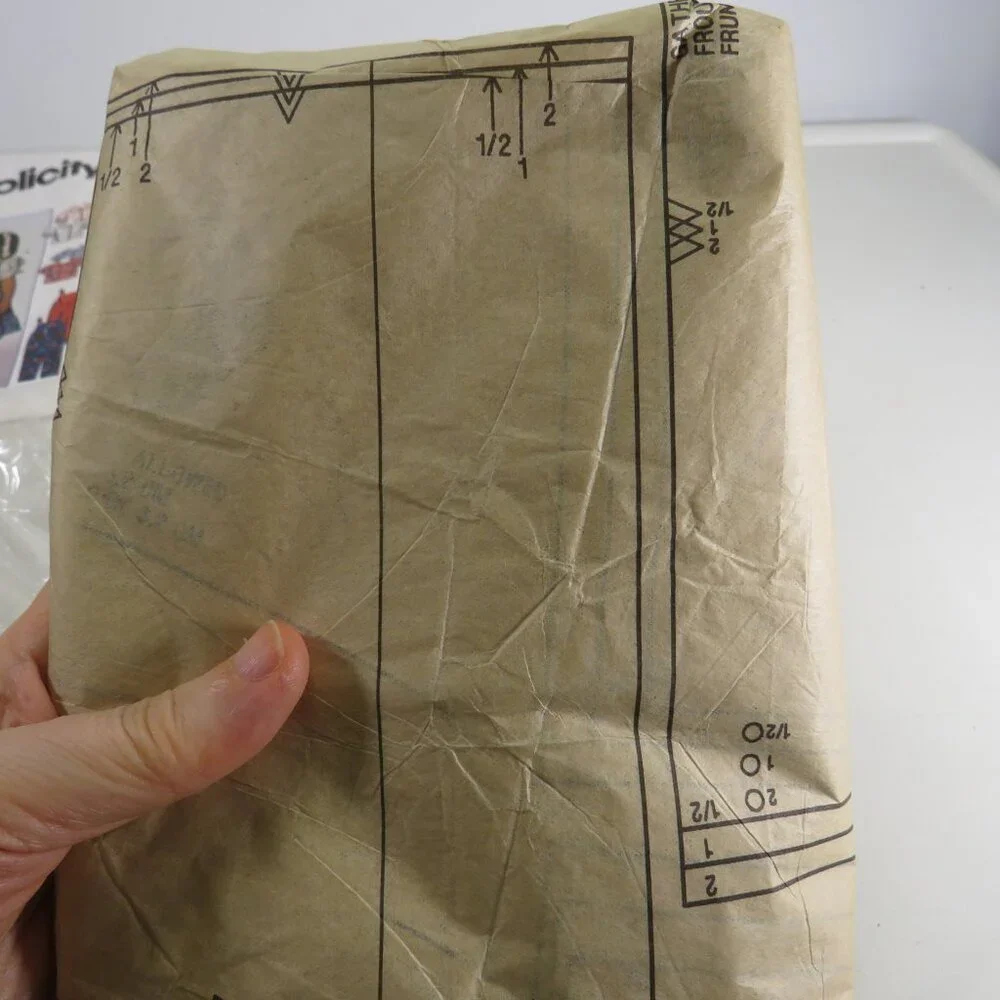 Simplicity 7566 sewing